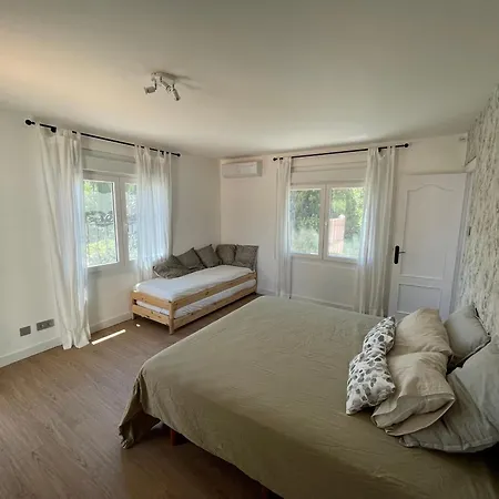 Villa Con Piscina A 5 Min A Pie De La Playa Y Pau5 *