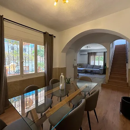 Villa Con Piscina A 5 Min A Pie De La Playa Y Pau5