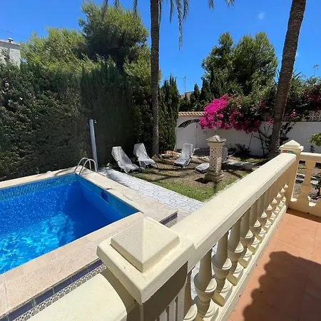 Con Piscina A 5 Min A Pie De La Playa Y Pau5 El Campello